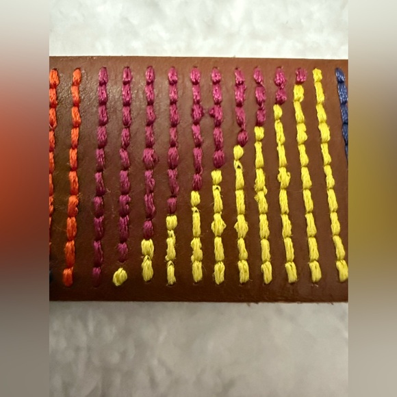 NEW Fossil Belt Women Sz M Brown Leather Embroidered Gold Buckle MSRP 40.00 - Picture 7 of 9